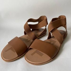 Sorel Ella II in Velvet Tan size 8.5